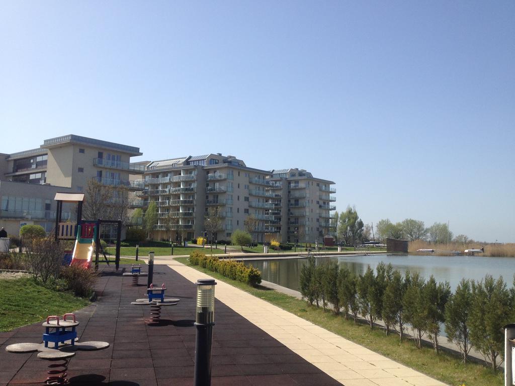 Lake And Spa Apartman Velence Exterior foto